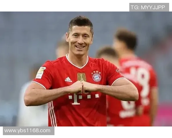 足球明星海报莱万展现无与伦比的球技与魅力引领全球球迷热潮